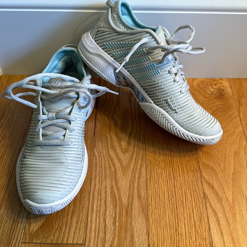 K Swiss Hypercourt Express 2 Womens Tennis Shoe